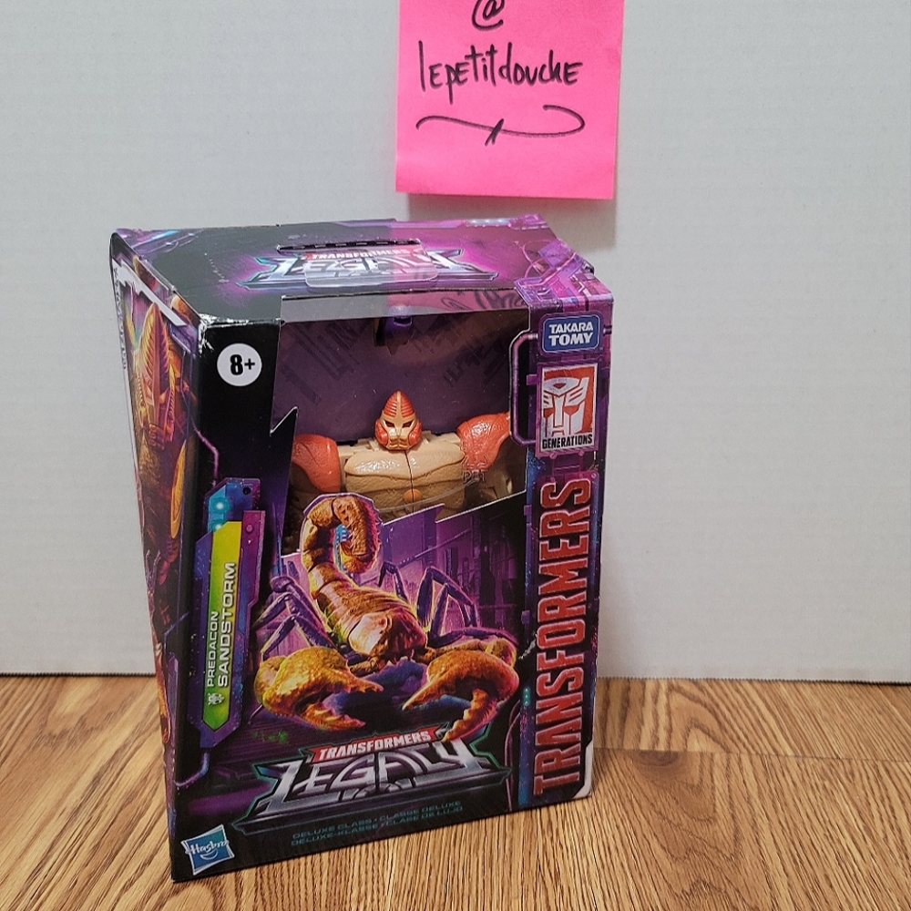 Hasbro Transformers Legacy Deluxe Class Sandstorm Action Figure - F4780